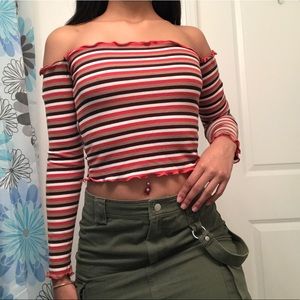 OFF THE SHOULDER STRIPED CROP TOP